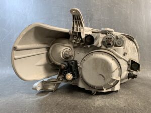 TOYOTA PORTE NNP11 Genuine Headlight KOITO 52-129 Left Side x1