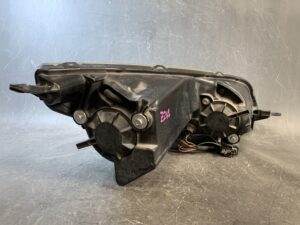 MITSUBISHI COLT Z21A Genuine Headlight STANLEY P2970 Left Side x1