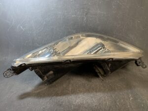 MITSUBISHI COLT Z21A Genuine Headlight STANLEY P2970 Left Side x1