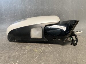 TOYOTA ESTIMA ARC50 Genuine Door Mirror with Indicator KOITO 52-158 / Murakami 8406 / 8400 Right Side x1