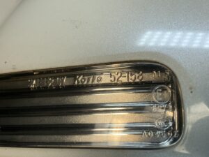 TOYOTA ESTIMA ARC50 Genuine Door Mirror with Indicator KOITO 52-158 / Murakami 8406 / 8400 Right Side x1