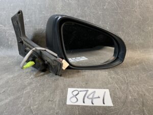 TOYOTA AQUA NHP10 Genuine Door Mirror with Indicator/ 027520 / TOKAI RIKA TR1001 /Right Side x1