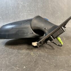 TOYOTA AQUA NHP10 Genuine Door Mirror with Indicator/ 027520 / TOKAI RIKA TR1001 /Right Side x1