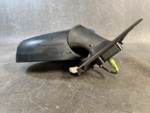 TOYOTA AQUA NHP10 Genuine Door Mirror with Indicator/ 027520 / TOKAI RIKA TR1001 /Right Side x1