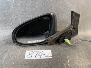 TOYOTA AQUA NHP10 Genuine Door Mirror with Indicator / 027520 / TOKAI RIKA TR1001 /Left Side x1