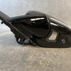 Volvo V40 40 Series Genuine Door Mirror with Indicator Left Side x1