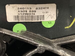 Volvo V40 40 Series Genuine Door Mirror with Indicator Left Side x1