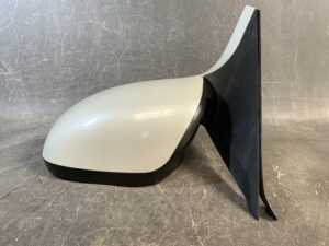 SUZUKI SWIFT ZC31S Genuine Door Mirror TOKAIRIKA TR0503 Left Side x1