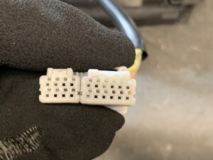 NISSAN SERENA C26 Genuine Door Mirror with Indicator and Camera 9774 Right Side x1