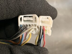 NISSAN SERENA C26 Genuine Door Mirror with Indicator and Camera 9774 Right Side x1