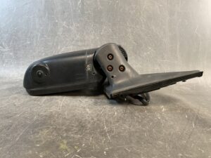 NISSAN SERENA C26 Genuine Door Mirror with Indicator and Camera 9774 Right Side x1