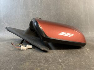 NISSAN SERENA C26 Genuine Door Mirror with Indicator and Camera 9774 Right Side x1