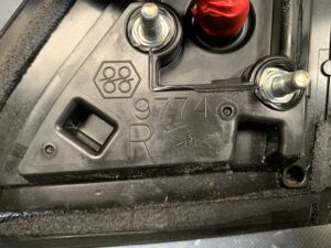 NISSAN SERENA C26 Genuine Door Mirror with Indicator and Camera 9774 Right Side x1