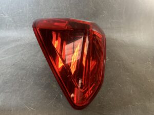 SUBARU Impreza XV GP GP2 GP3 GP6 GP7 Genuine Taillight / MOBIS FAM924-02 / Right Side x1