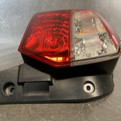 SUBARU XV IMPREZA GP GP2 GP3 GP6 GP7 Genuine Taillight / MOBIS FAM924-01 / Left Side x1