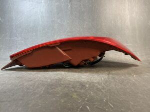 MAZDA DEMIO DE DEJFS DE3FS DE5FS Genuine Taillight / STANLEY P5776 R / Right Side x1