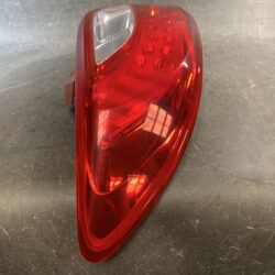 MAZDA DEMIO DE DEJFS DE3FS DE5FS Genuine Taillight / STANLEY P5776 L / Left Side x1
