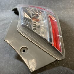 DAIHATSU COO M402S Genuine Taillight KOITO 220-51858 Right Side x1