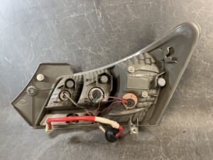 SUBARU LEGACY BL BL5 BL9 BLE Genuine Taillight / KOITO 220-20806 / Left Side x1