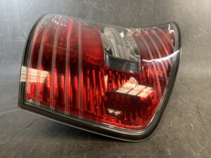 SUBARU LEGACY BL BL5 BL9 BLE Genuine Taillight / KOITO 220-20806 / Right Side x1