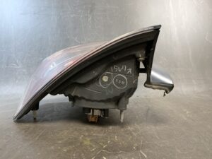 SUBARU LEGACY BL BL5 BL9 BLE Genuine Taillight / KOITO 220-20806 / Right Side x1