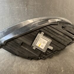 Volvo V40 40 Series Genuine Headlight 722.71.000.00 Left Side x1