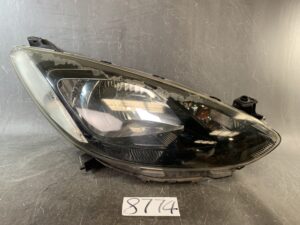 MAZDA 2 Demio DE DE3AS DE3FS DE5FS Headlight STANLEY P6514 Left Side x1