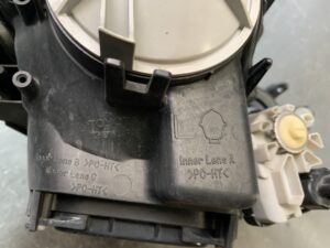 TOYOTA ESTIMA ARC50 Genuine HID Headlight KOITO 28-217 Left Side x1