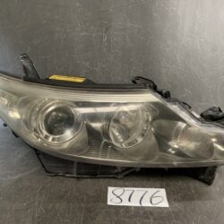 TOYOTA ESTIMA ACR50 ACR55 GSR50 GSR55 HID Headlight KOITO 28-217 Right Side x1