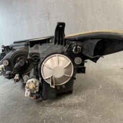 TOYOTA ESTIMA ARC50 Genuine HID Headlight KOITO 28-217 Right Side x1