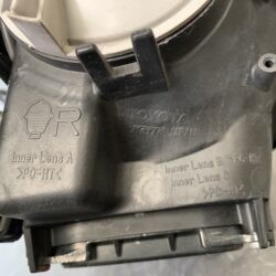 TOYOTA ESTIMA ARC50 Genuine HID Headlight KOITO 28-217 Right Side x1