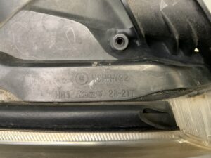 TOYOTA ESTIMA ARC50 Genuine HID Headlight KOITO 28-217 Right Side x1