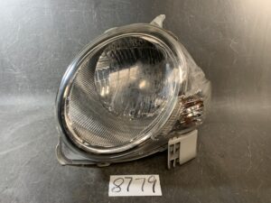TOYOTA SIENTA NCP81 NCP85 Genuine HID Headlight KOITO 52-172 Left Side x1