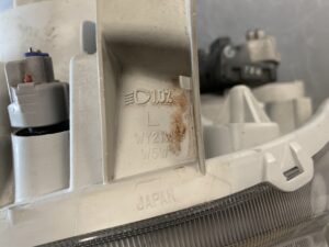 TOYOTA SIENTA NCP81 NCP85 Genuine HID Headlight KOITO 52-172 Left Side x1