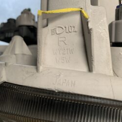 TOYOTA SIENTA NCP81 NCP85 Genuine HID Headlight KOITO 52-172 Right