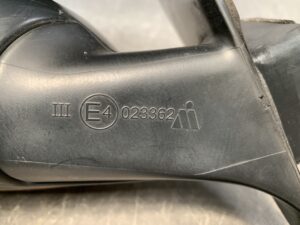 NISSAN JUKE NF15 Genuine Door Mirror 023362 / Z33301 Left Side x1