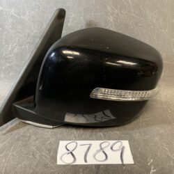 SUZUKI SOLIO BANDIT DELICA D2 MB36S Door Mirror Indicator W0900 Left Side x1