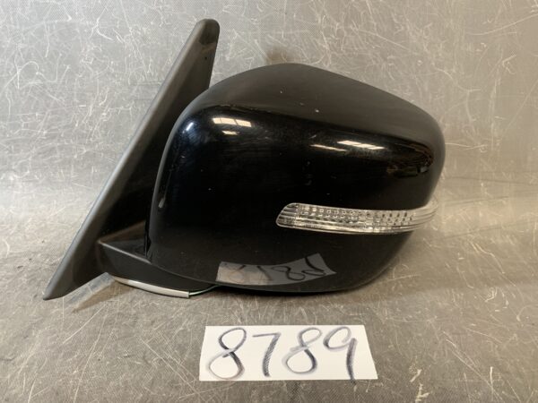 SUZUKI SOLIO BANDIT DELICA D2 MB36S Door Mirror Indicator W0900 Left Side x1 » JDM-PARTS NZ