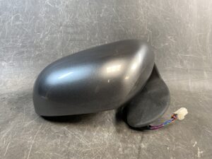 NISSAN CUBE Z12 NZ12 Door Mirror ICHIKOH 8289/ 0A9 Left Side x1