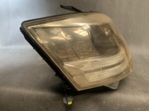 TOYOTA ALPHARD G Genuine Headlight ICHIKOH 58-17 Right Side x1