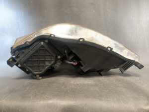 TOYOTA ALPHARD G Genuine Headlight ICHIKOH 58-17 Right Side x1