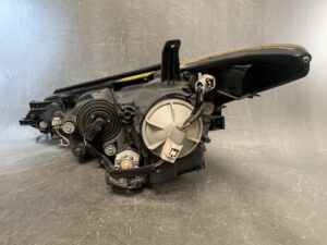 TOYOTA ESTIMA ACR50W Genuine Headlight / ICHIKOH 28-192/ Right Side x1