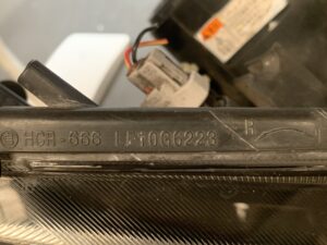 SUZUKI SOLIO BANDIT / MITSUBISHI DELICA D2 MB15S Genuine Headlight AL LE10G6223 Right Side x1