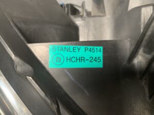 MAZDA VERISA DC5W Genuine HID Headlight / STANLEY P4514 /Right Side x1