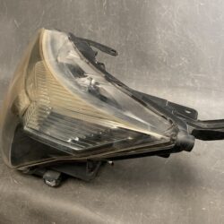 Toyota Porte NCP141 Genuine Headlight KOITO 52-259 Right Side x1