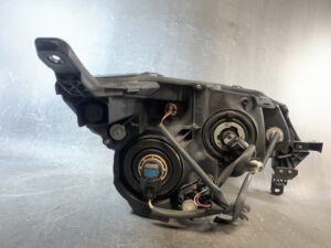 Toyota Porte NCP141 Genuine Headlight KOITO 52-259 Right Side x1