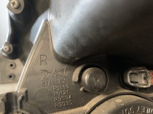 SUZUKI SWIFT ZC72S Genuine Headlight STANLEY P9119 Right Side x1