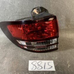 TOYOTA ESTIMA ACR30 ACR40 Taillight ICHIKOH 28-169 Left Side x1