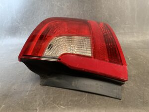Volvo S60 Genuine Taillight 30796268 Left Side x1
