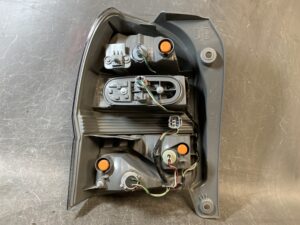 TOYOTA PORTE / SPADE NSP140 NCP141 NCP145 Genuine Taillight STANLEY 52-262 Right Side x1